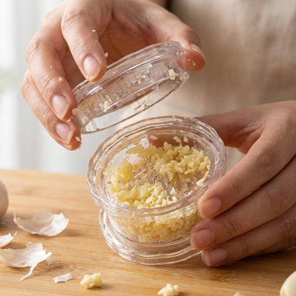 Twist & Mince Garlic Crusher